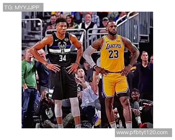 球迷炸锅:字母哥这一行为引热议! 球迷炸锅:字母哥这一行为引热议!